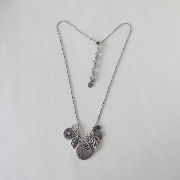 Lucky Brand cute LOVE charm necklace - Picture 2 of 5